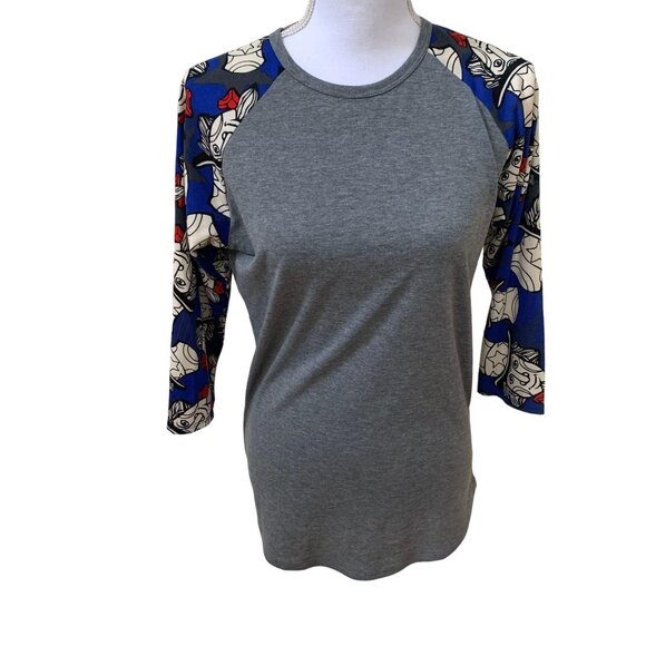 LuLaRoe Randy S Gray Shirt With Patriotic Raglan Sleeves Featuring Uncle Sam & R - Picture 1 of 5